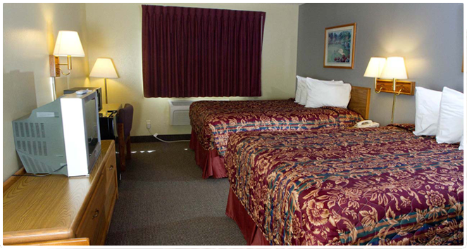 Cherokee Inn Motel | Mhi in Iowa | Super 8 Motel -Cherokee Inn